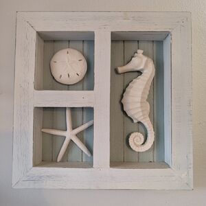 Coastal Wall Decor with Seahorse and Starfish